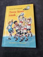 Vivian den Hollander - Twee keer raak, Boeken, Kinderboeken | Jeugd | onder 10 jaar, Ophalen of Verzenden, Zo goed als nieuw, Vivian den Hollander