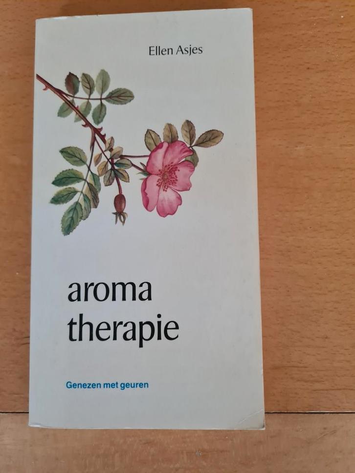 Aromatherapie - Ellen Asjes, Boeken, Gezondheid, Dieet en Voeding, Zo goed als nieuw, Kruiden en Alternatief, Ophalen of Verzenden