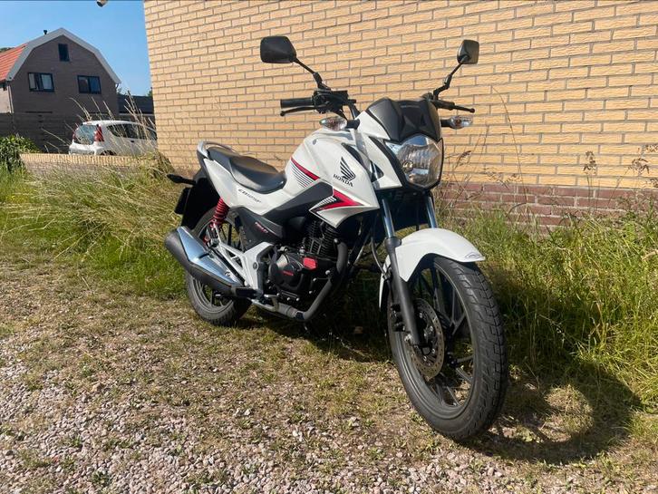 Honda cb125f   8064km   A1 ., Motoren, Motoren | Honda, Particulier, Naked bike, 11 kW of minder, 1 cilinder, Minimaal motorrijbewijs A1