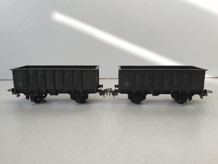 HORNBY H0 708 Hoge bakwagen SNCF 2 stuks met spaakwielen, Hobby en Vrije tijd, Modeltreinen | H0, Gebruikt, Wagon, Gelijkstroom of Wisselstroom