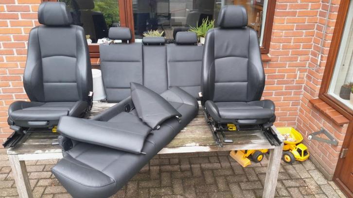 Sportstoelen en achterbank BMW E87 zwart leer, Auto-onderdelen, Interieur en Bekleding, BMW, Gebruikt, Ophalen