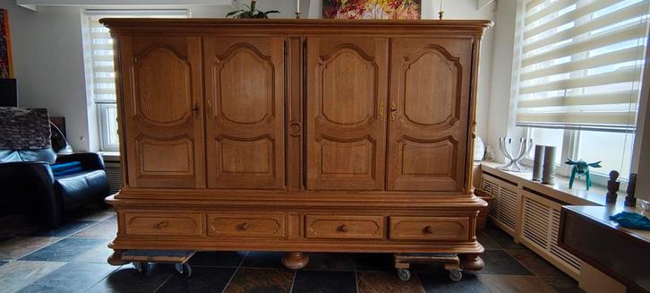 eikenhouten kast, Huis en Inrichting, Kasten | Dressoirs, Zo goed als nieuw, 200 cm of meer, 50 tot 75 cm, Met lade(s), Met deur(en)
