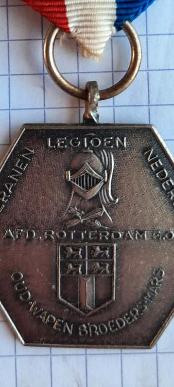 Medaille Veteranen Legioen NL VLN Rotterdam ridder harnas beschikbaar voor biedingen