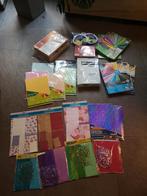 Knutselpakket vouwblaatjes, gekleurd papier en karton, Ophalen, Gebruikt, Materiaal