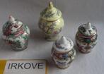 VIER CHINESE MINI POTJES * Gemerkt *, Antiek en Kunst, Verzenden