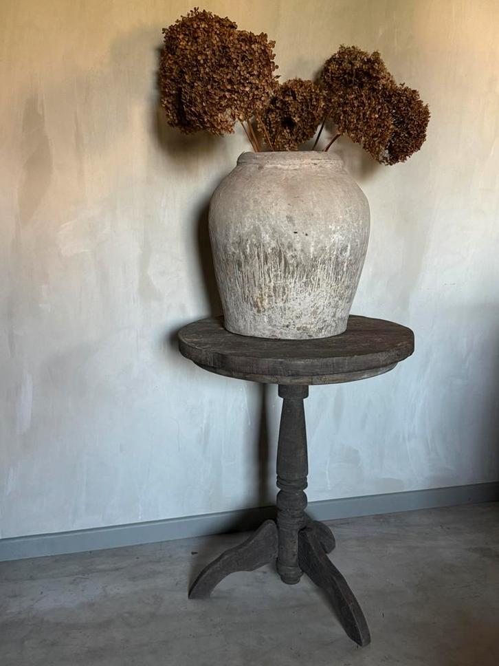 Prachtige wijntafel old barn (60cm), Huis en Inrichting, Tafels | Bijzettafels, Zo goed als nieuw, Rond, 60 cm of meer, 55 tot 75 cm