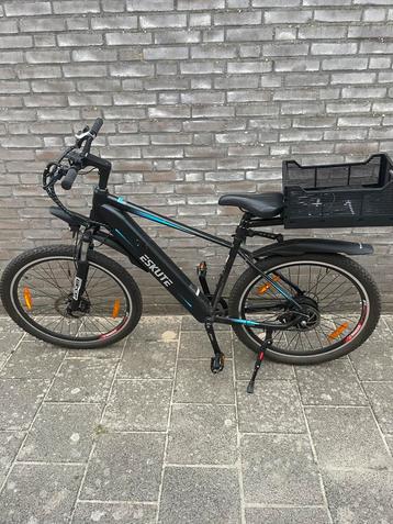 Eskute E-bike / E-mountainbike tot 35km/u beschikbaar voor biedingen