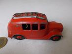 1947 Dinky Toys 25H STREAMLINED FIRE ENGINE., Ophalen of Verzenden, Gebruikt, Bus of Vrachtwagen, Dinky Toys