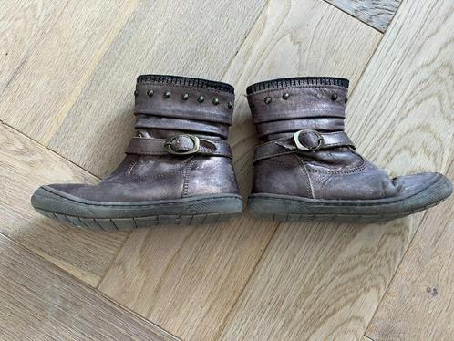 Leuke glimmende bruine bronzen laarsjes Vera Pelle maat 26, Kinderen en Baby's, Kinderkleding | Schoenen en Sokken, Gebruikt, Laarzen