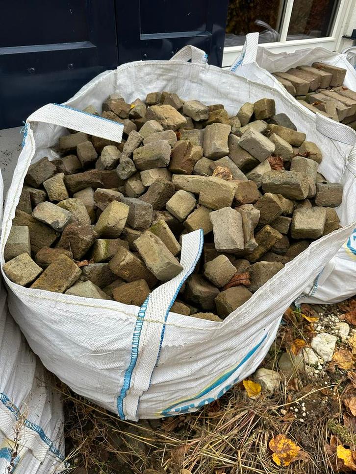 Oude Waaltjes - Verschillende Formaten plm 16m2, Doe-het-zelf en Verbouw, Metselstenen, Gebruikt, Bakstenen, Verzenden