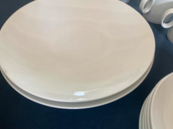 THOMAS TREND ROSENTHAL/gladde versie( geen rand), Huis en Inrichting, Keuken | Servies, Zo goed als nieuw, Bord(en), Overige stijlen