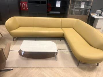 Leolux hoekbank Flint beschikbaar voor biedingen