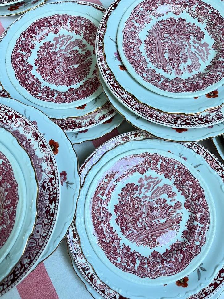 9 persoons uitgebreid servies - mix match, Huis en Inrichting, Keuken | Servies, Overige stijlen, Ophalen