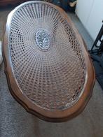 Notenhouten Salontafel met Rotan Inleg, Antiek en Kunst, Antiek | Meubels | Tafels, Verzenden