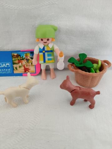 PLAYMOBIL 4674 Meisje met geitjes beschikbaar voor biedingen