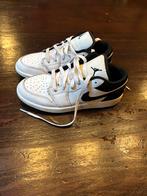 Nike - jordan mid 1 low SE, Kinderen en Baby's, Kinderkleding | Schoenen en Sokken, Ophalen of Verzenden, Zo goed als nieuw, Jongen of Meisje
