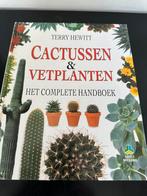 T. Hewitt - Cactussen & vetplanten, Boeken, Ophalen of Verzenden, T. Hewitt, Zo goed als nieuw