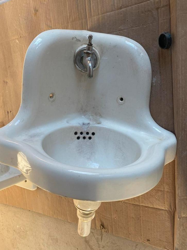 Antiek fonteintjes jaren '20 /‘30, Huis en Inrichting, Keuken | Complete keukens, Gebruikt, Overige typen, Wit, Overige materialen