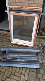 Gebruikt Dakraam 78x98 met Rolgordijn, Gebruikt, Minder dan 80 cm, 80 tot 120 cm, Ophalen of Verzenden