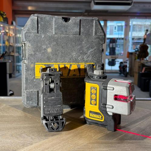 Dewalt DW089 3 Beam Line Laser | In koffer met garantie, Doe-het-zelf en Verbouw, Gereedschap | Overige machines, Zo goed als nieuw