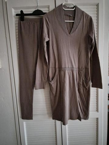 Sandwich Set Jurk en Legging XS/S. beschikbaar voor biedingen
