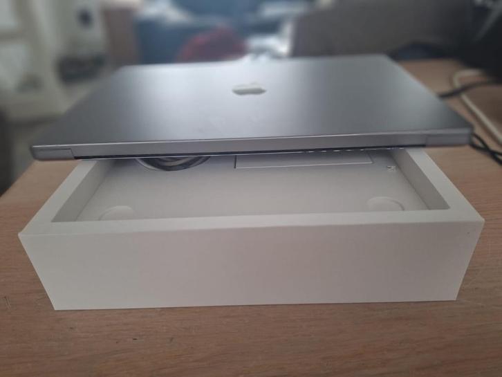 Macbook pro 16 inch-M1 10-16 c/gpu- 16GB-512GB- batterij 90%, Computers en Software, Apple Macbooks, Gebruikt, MacBook Pro, 16 inch