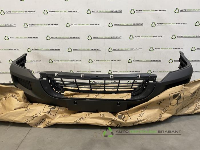 Voorbumper van een Volkswagen Crafter, Gebruikt, -, -, Ophalen of Verzenden