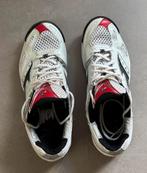 Mizuno Wave Tornado volleybalschoenen, maat 45, Ophalen of Verzenden, Zo goed als nieuw, Schoenen
