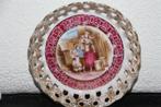 barok schaaltje / bordje met Anjou rand, Antiek en Kunst, Antiek | Porselein, Ophalen of Verzenden