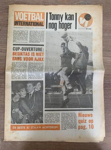 Voetbal International VI Div. tijdschriften uit 1966 / €5,- beschikbaar voor biedingen