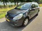 Renault Clio Estate 1.2-16V*1E EIGENAAR*NAP*NEW APK 07/26, Voorwielaandrijving, Gebruikt, Zwart, 4 cilinders
