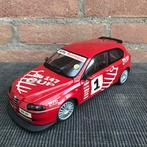 1:18 RICKO ALFA ROMEO 147 GTA CUP ……… NÚ 40,- !!, Hobby en Vrije tijd, Modelauto's | 1:18, Ophalen of Verzenden, Zo goed als nieuw
