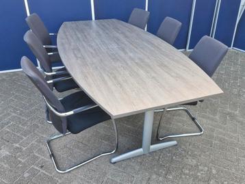 Ahrend / Gispen vergadertafel met nieuw 240x120 blad naar ke beschikbaar voor biedingen