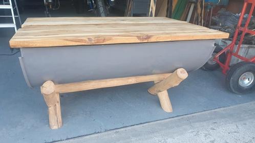 Unieke, gerestylede salontafel – industriële eyecatcher!, Huis en Inrichting, Tafels | Salontafels, Zo goed als nieuw, Minder dan 50 cm