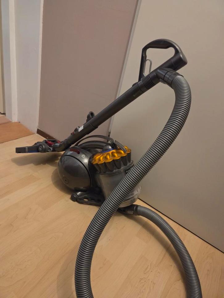 Dyson Ball DC37C Parquet Stofzuiger, Witgoed en Apparatuur, Stofzuigers, Gebruikt, Stofzuiger, Minder dan 1200 watt, Reservoir