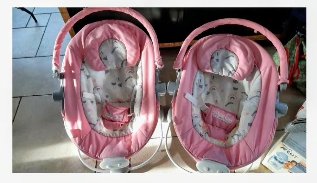 Wipstoeltje Chipolino 2 stuks tweeling roze muziek beweging, Kinderen en Baby's, Wipstoeltjes, Overige merken, Gebruikt, Verstelbaar