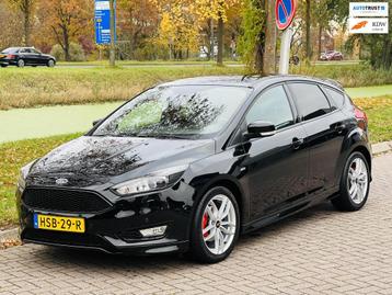 Ford Focus ST-LINE 2018 /NAVI/XENON/5Drs.140 PK !VOLL OPTIES beschikbaar voor biedingen