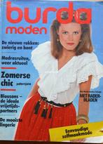 2 x BURDA - 3/1988 en 4/1982 veel moois!, Overige typen, Verzenden, Vrouw, Burda