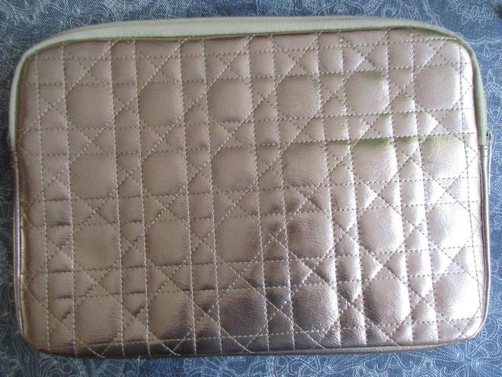 zgan platte tas roze glimmend met rits, Sieraden, Tassen en Uiterlijk, Tassen | Damestassen, Zo goed als nieuw, Schoudertasje