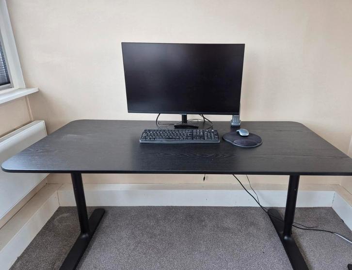 Bureau zwart IKEA BEKANT 160x80, Huis en Inrichting, Bureaus, Zo goed als nieuw, Ophalen