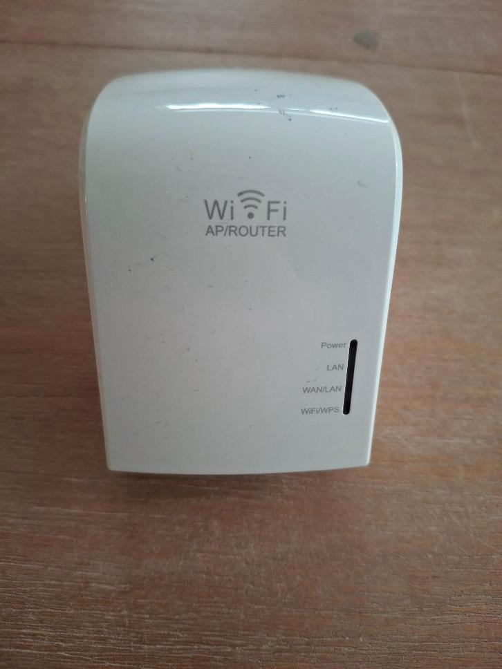 Wifi repeater / acces point, Computers en Software, WiFi-versterkers, Zo goed als nieuw, Ophalen