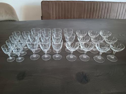 29 delig kristal glas, Antiek en Kunst, Antiek | Glas en Kristal, Ophalen of Verzenden