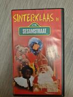 VHS Sinterklaas in Sesamstraat, Gebruikt, Alle leeftijden, Kinderprogramma's en -films, Ophalen of Verzenden