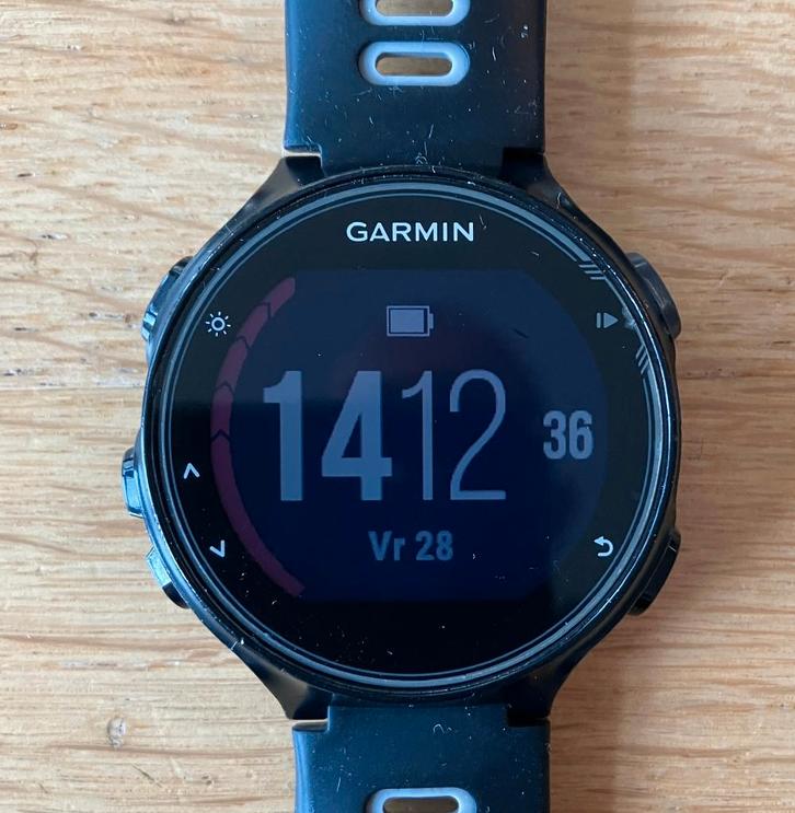 Garmin Forerunner 735 XT - Sporthorloge, Sieraden, Tassen en Uiterlijk, Sporthorloges, Zo goed als nieuw, Android, Zwart, Afstand