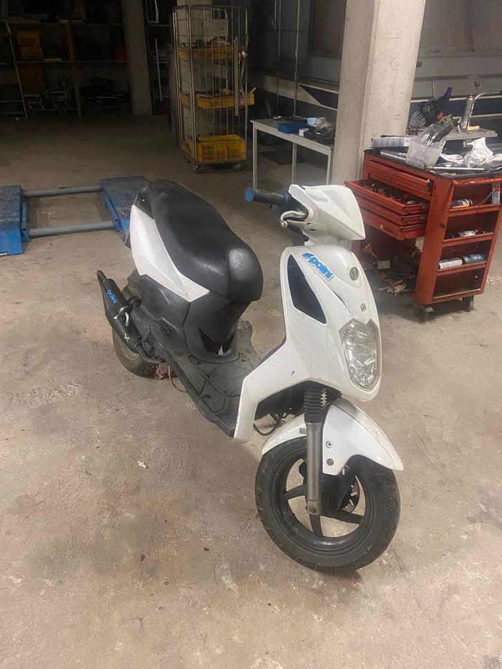 Sym orbit 2 4t, Fietsen en Brommers, Scooters | SYM, Zo goed als nieuw, Orbit, Benzine, Ophalen of Verzenden