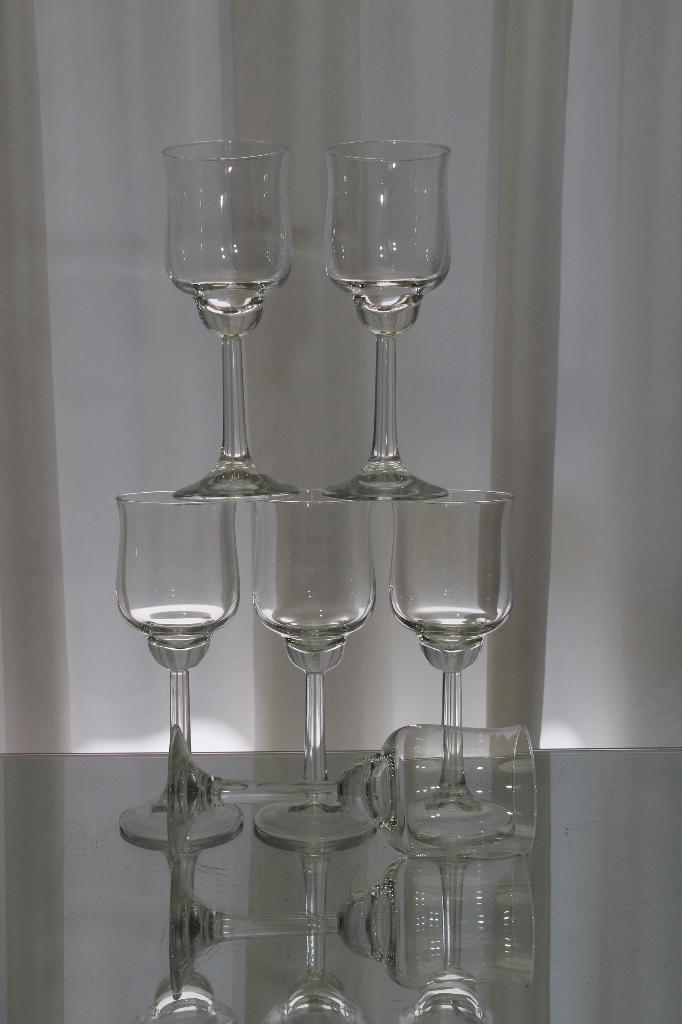 Leerdam Ambassador wijnglazen van 17 cm, Antiek en Kunst, Antiek | Glas en Kristal, Ophalen