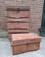 Oude vintage metalen kisten kist koffer, F, Gebruikt, 50 tot 100 cm, Ophalen of Verzenden