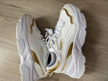 Puma sneakers dames schoenen wit/goud NIEUW EN ONGEDRAGEN beschikbaar voor biedingen