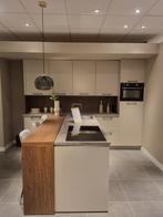Showroom keuken schiereiland Kashmir mat, Huis en Inrichting, Keuken | Complete keukens, Ophalen, Overige kleuren, Overige typen