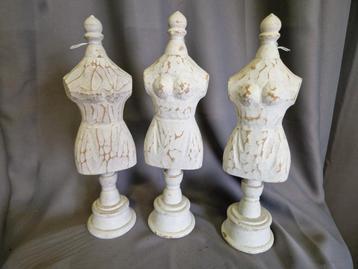 Houten Mannequins - Set van 3 - Vintage Decoratie beschikbaar voor biedingen